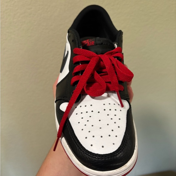 Jordan retro 1 low bred toe - Picture 2 of 11